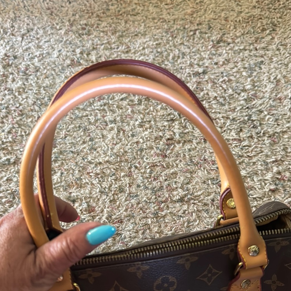 Louis Vuitton Brown Satchel with Iconic Monogram - Picture 6 of 7